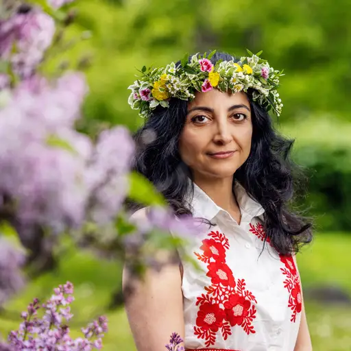 Elham Rostami